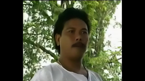 Địt gái Thái trong đền